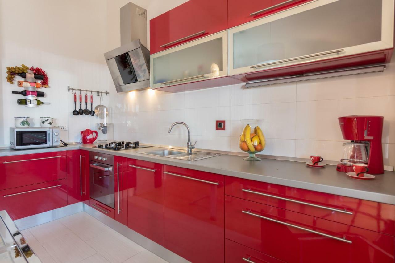 Apartment Ina Pula Exterior photo